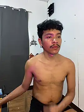 asian darlingcummersxXx online show from June 17, 2026, 5:10 am