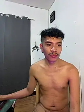 Snapshot of asian_darlingcummersxXx chatting on July 5, 2026, 5:47 am asian darlingcummersxXx online show from July 5, 2026, 5:47 am