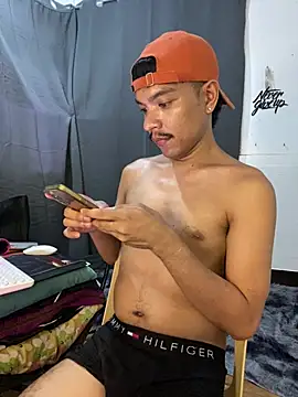 Snapshot of asian_darlingcummersxXx chatting on July 7, 2026, 6:47 am asian darlingcummersxXx online show from July 7, 2026, 6:47 am