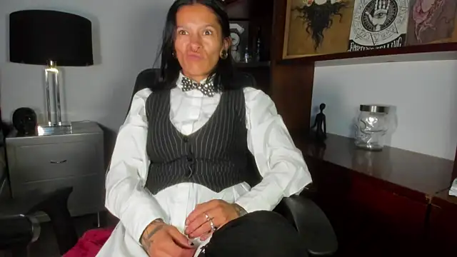 Amelie Blake online show from April 29, 2026, 11:14 am
