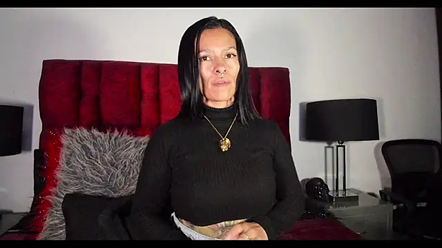 Snapshot of Amelie_Blake chatting on May 7, 2026, 11:26 am Amelie Blake online show from May 7, 2026, 11:26 am
