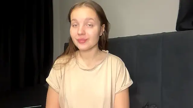 LowriseZiziphus online show from March 4, 2026, 4:24 pm