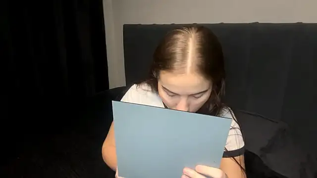 LowriseZiziphus online show from March 14, 2026, 3:17 pm