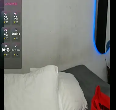 ValentinaSmith03 online show from March 18, 2026, 1:14 pm