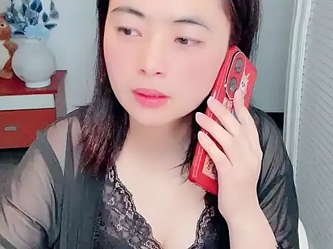 youmi y online show from March 9, 2026, 8:07 am