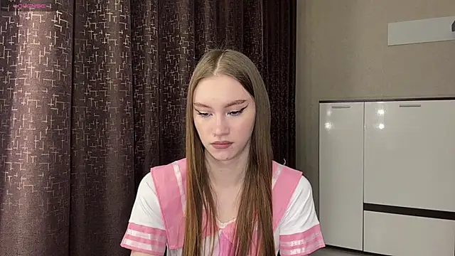 NuDonzze online show from May 4, 2026, 6:37 pm