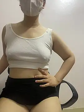 Snapshot of Anna-babu chatting on June 4, 2026, 1:28 pm Anna-babu online show from June 4, 2026, 1:28 pm