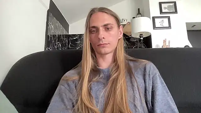 Snapshot of mi_chyort chatting on April 24, 2026, 2:30 pm mi chyort online show from April 24, 2026, 2:30 pm