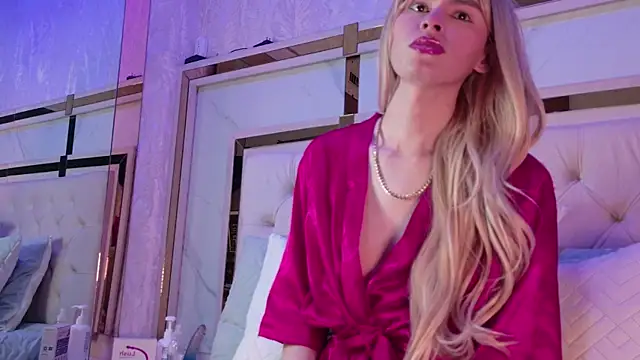 kamilla rossi online show from June 1, 2026, 7:04 pm