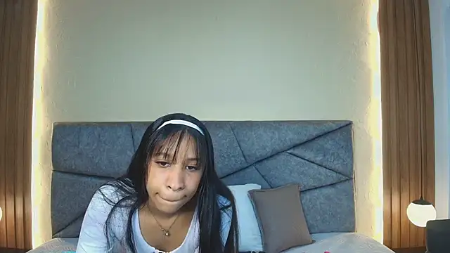 ShayMilleer online show from June 5, 2026, 12:00 pm