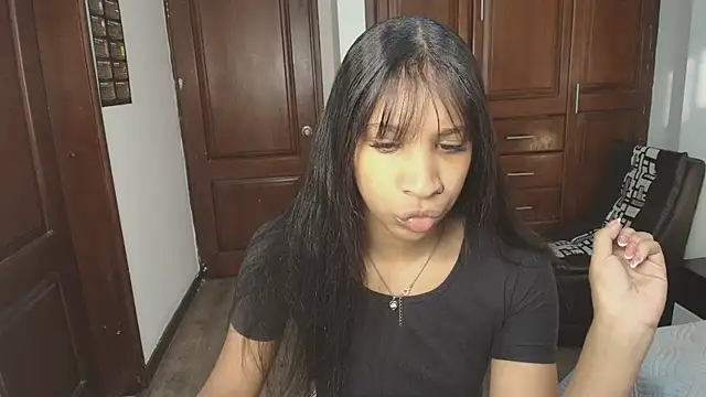 ShayMilleer online show from June 6, 2026, 11:37 am