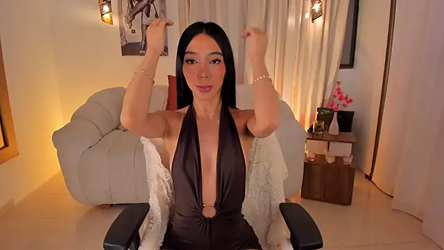 IsabellaLux  online show from April 26, 2026, 4:15 pm