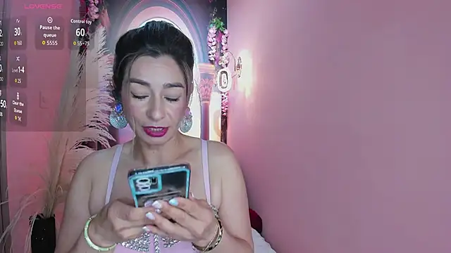 Madam Dalila online show from June 22, 2026, 12:46 pm