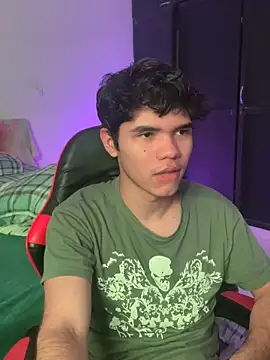 Camii pink online show from March 16, 2026, 6:56 pm