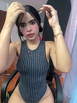 Snapshot of kitty_rousse01 chatting on June 3, 2026, 11:57 am kitty rousse01 online show from June 3, 2026, 11:57 am