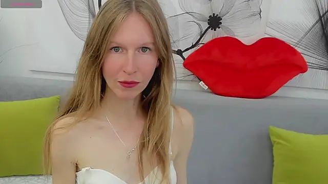Mira XOo online show from May 1, 2026, 2:10 pm