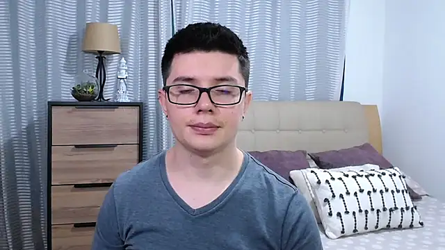 BlackFoXXX69 online show from June 19, 2026, 10:02 pm