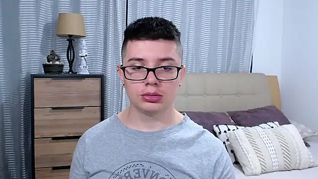 BlackFoXXX69 online show from June 23, 2026, 10:52 pm