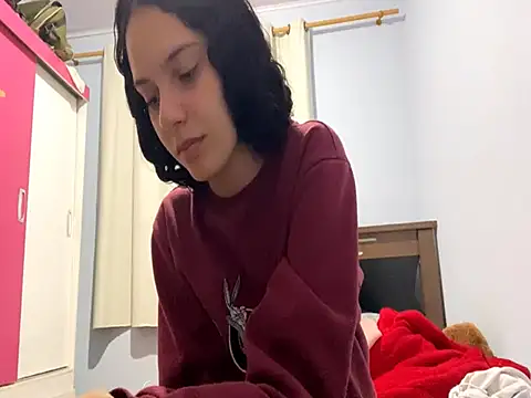 IvyDesirer online show from March 4, 2026, 1:33 am