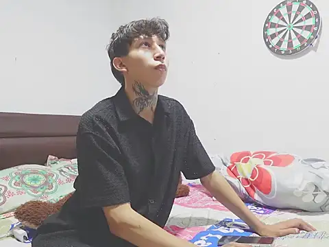 Trevordonson milf online show from March 14, 2026, 2:39 am