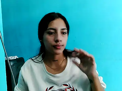 420natalia online show from March 19, 2026, 4:44 pm