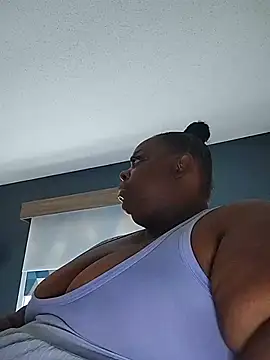 Snapshot of Pinkchocolatebbw chatting on July 1, 2026, 8:30 pm Pinkchocolatebbw online show from July 1, 2026, 8:30 pm