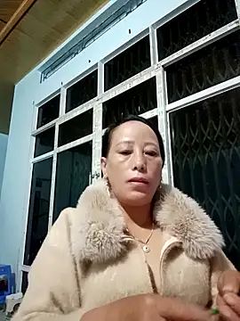 JenyLy68 online show from March 5, 2026, 9:55 pm