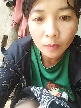 rinrin7700 online show from April 30, 2026, 5:47 am