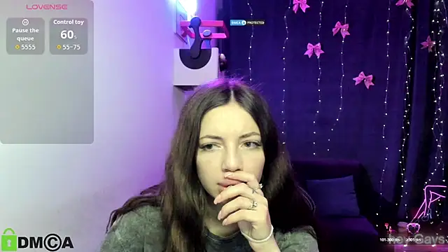 AlisMoonly online show from February 26, 2026, 7:51 am