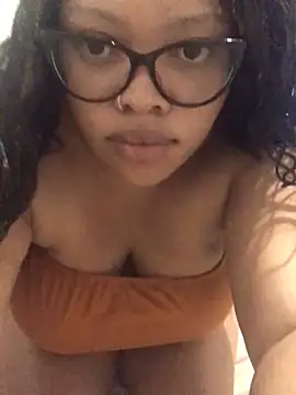 candy-95 online show from April 15, 2026, 8:32 am