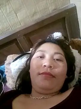 Linhna20 online show from March 13, 2026, 7:09 pm