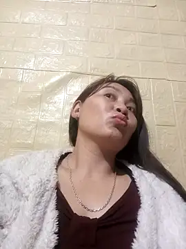 Linhna20 online show from March 14, 2026, 8:53 am