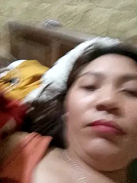 Linhna20 online show from March 18, 2026, 12:14 am