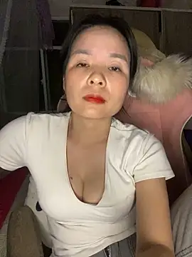 Ivy Trix2 online show from March 13, 2026, 3:40 pm