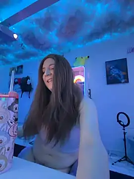 Moongirl117 online show from March 12, 2026, 8:31 am