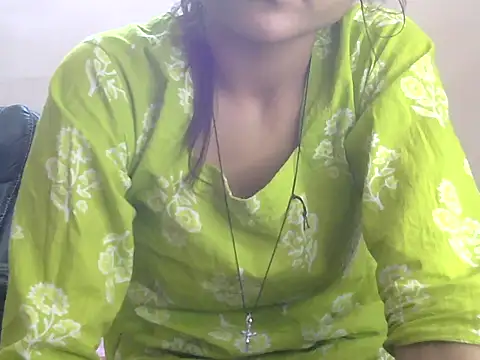 Aani 0 online show from May 4, 2026, 6:20 am