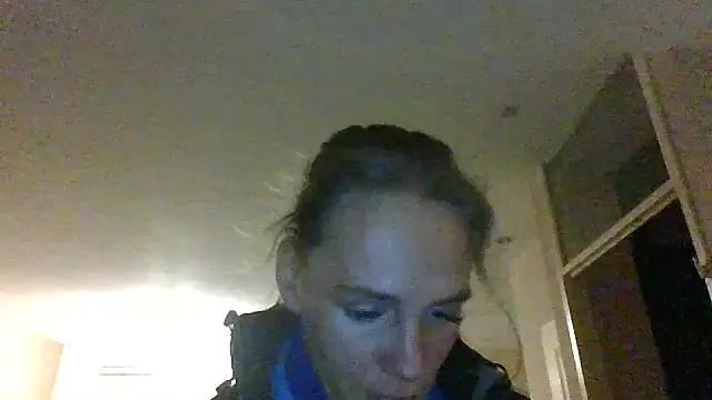 Lisanne30 online show from March 8, 2026, 5:50 pm