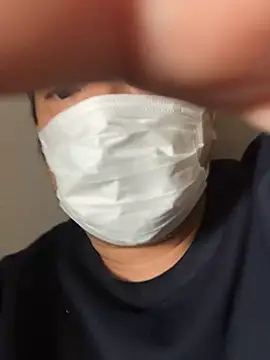 Snapshot of taro0410 chatting on March 4, 2026, 12:49 am taro0410 online show from March 4, 2026, 12:49 am