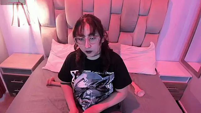 Maddie-LesYoux online show from March 14, 2026, 11:48 am