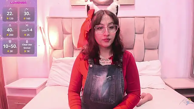 Snapshot of Maddie-LesYoux chatting on March 25, 2026, 12:22 pm Maddie-LesYoux online show from March 25, 2026, 12:22 pm