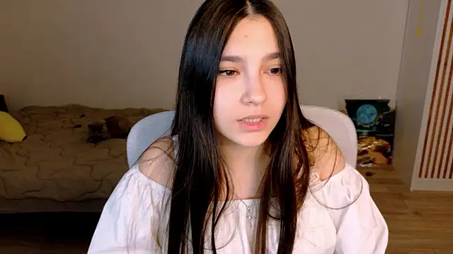 Snapshot of Ari_Grend chatting on June 1, 2026, 6:09 pm Ari Grend online show from June 1, 2026, 6:09 pm