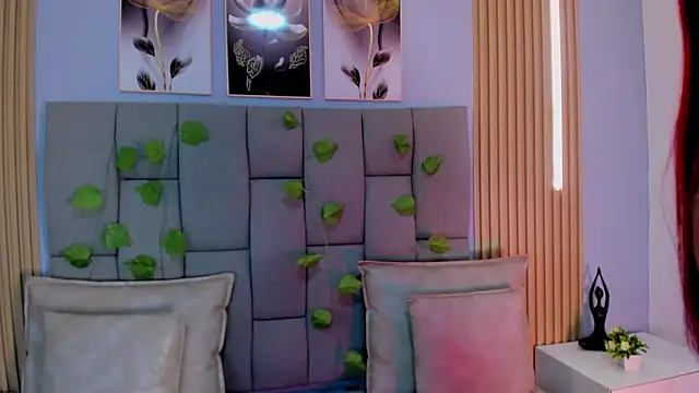 ValeriaRose  online show from March 10, 2026, 11:37 am