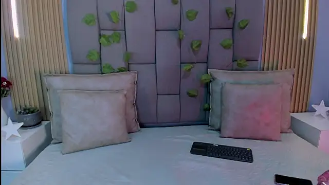 ValeriaRose  online show from March 14, 2026, 11:15 am