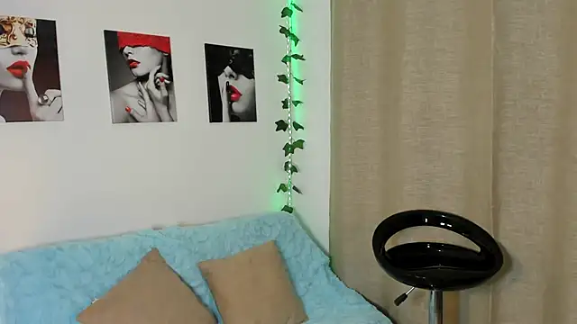 Snapshot of Rebeca_Marchetti chatting on July 30, 2026, 9:03 pm Rebeca Marchetti online show from July 30, 2026, 9:03 pm