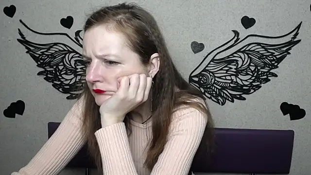 Snapshot of MeganPirs chatting on March 4, 2026, 12:11 pm MeganPirs online show from March 4, 2026, 12:11 pm