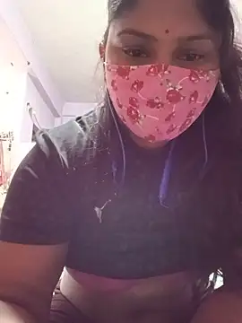 sexyladdupilla online show from June 14, 2026, 5:26 pm