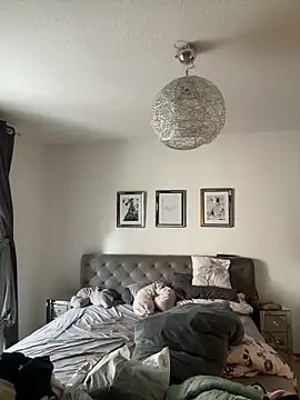 JuliaPrivat online show from March 15, 2026, 2:23 pm