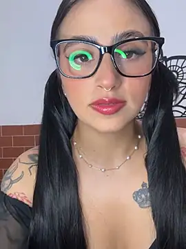 Emily cute777 online show from March 1, 2026, 6:37 am