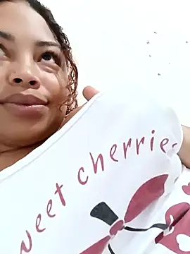 Naomi Summer  online show from March 16, 2026, 9:41 pm