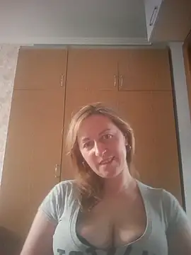 ChristinaYork online show from April 25, 2026, 4:37 pm